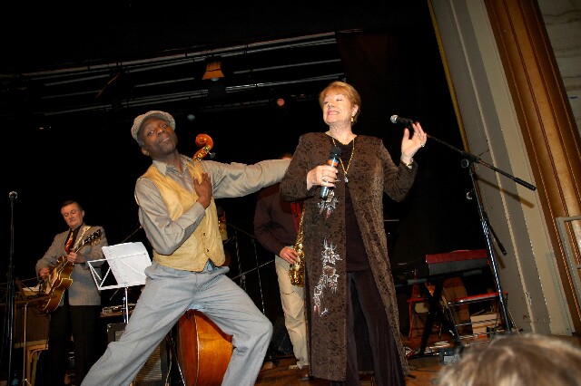 min 2006 04 09 parisxiv 271